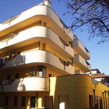 Residence Mediterraneo - Agenzia Cocal Caorle Buitenkant foto